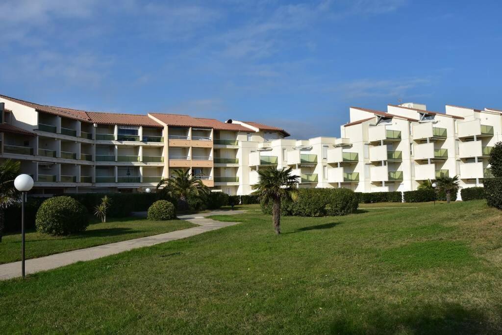 Les Goelettes - Appartement En Rdc Avec Acces Direct A La Plage Saint-Cyprien  Buitenkant foto