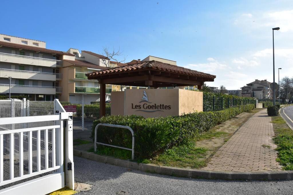 Les Goelettes - Appartement En Rdc Avec Acces Direct A La Plage Saint-Cyprien  Buitenkant foto